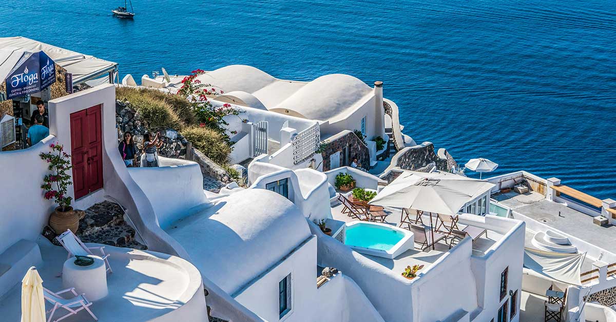 Best Luxury Hotels in Santorini