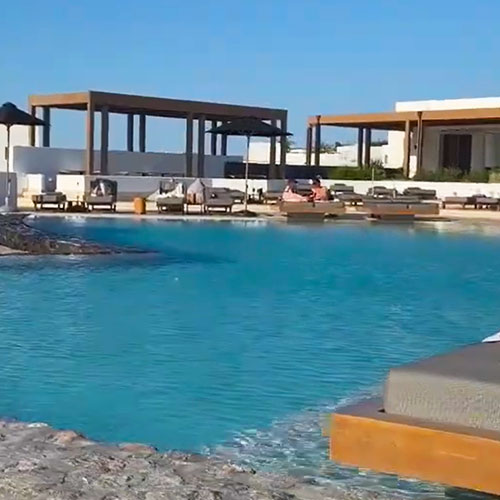 Best Luxury Hotels in Santorini