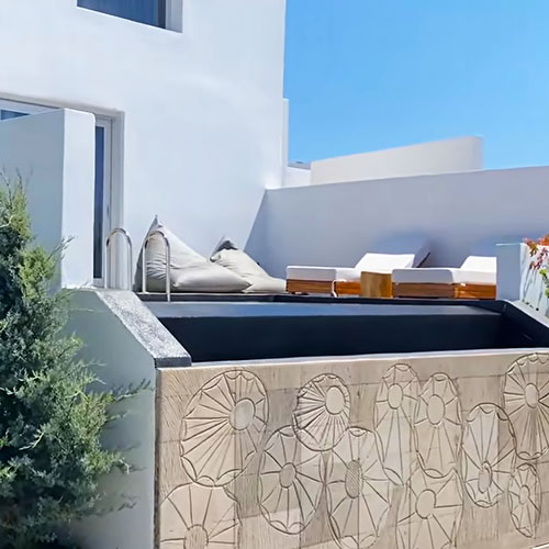 Best Luxury Hotels in Santorini
