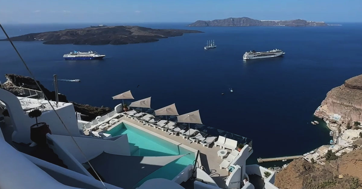 Best Luxury Hotels in Santorini