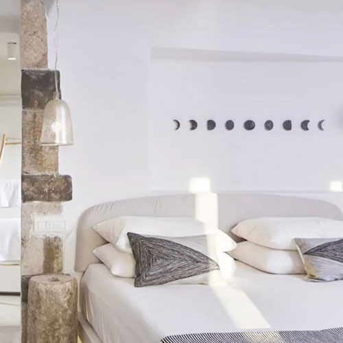 Best Luxury Hotels in Santorini