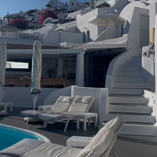Best Luxury Hotels in Santorini