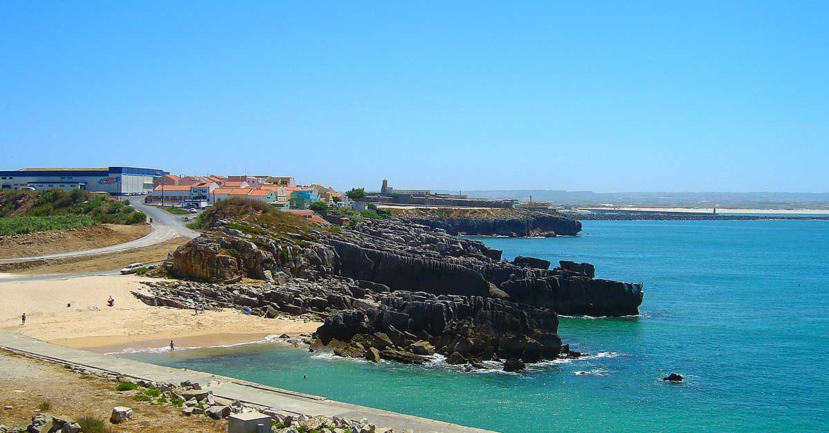 Praia do Porto da Areia Norte, Peniche, Portugal's first dog beach