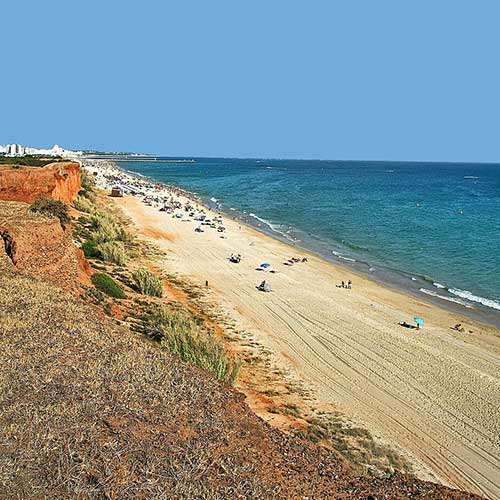 Hidden beaches in Portugal - Rocha Baixinha Beach