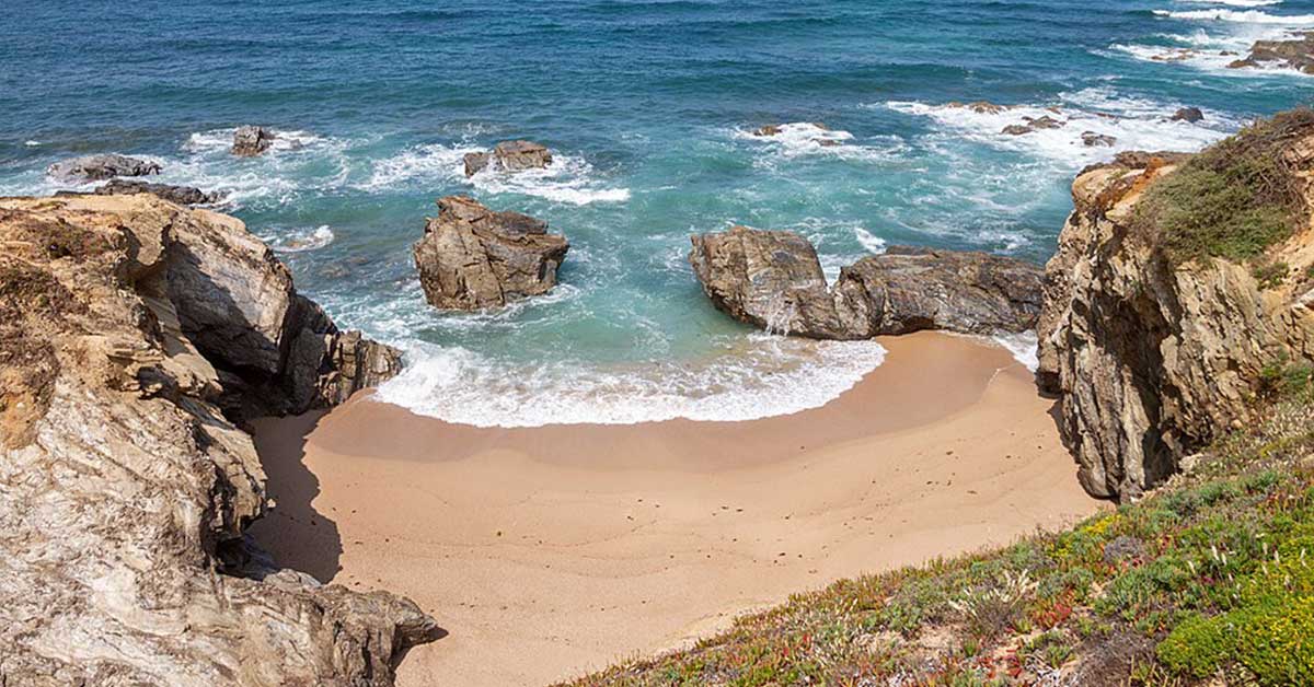 Hidden beaches in Portugal - Pessegueiro Island Beach