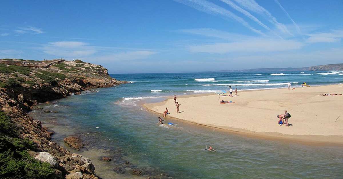 Hidden beaches in Portugal - Bordeira Beach