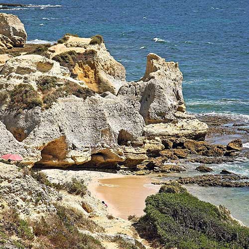 Hidden beaches in Portugal - Galé Beach