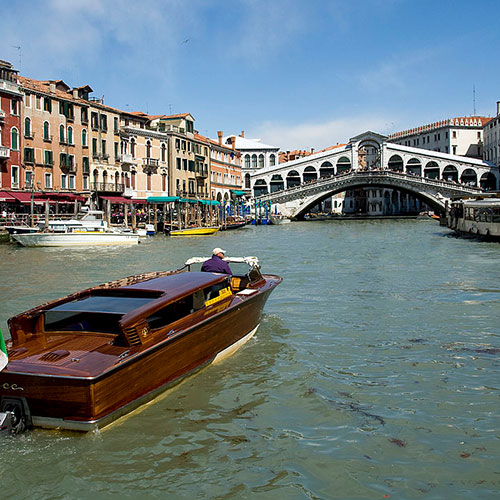 Rialto Bridge, Romantic Destinations in Europe