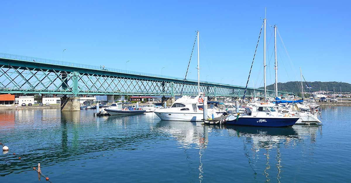 Eiffel Bridge Lima River Viana do Castelo