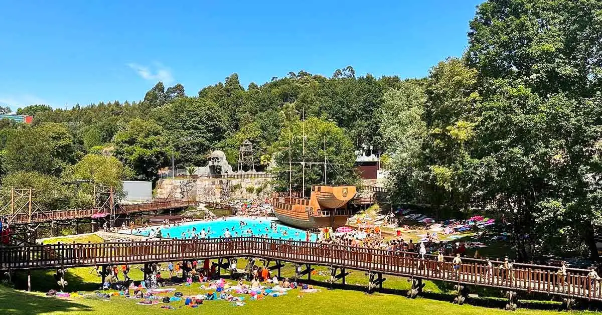 Magikland Penafiel – theme and water park near Porto