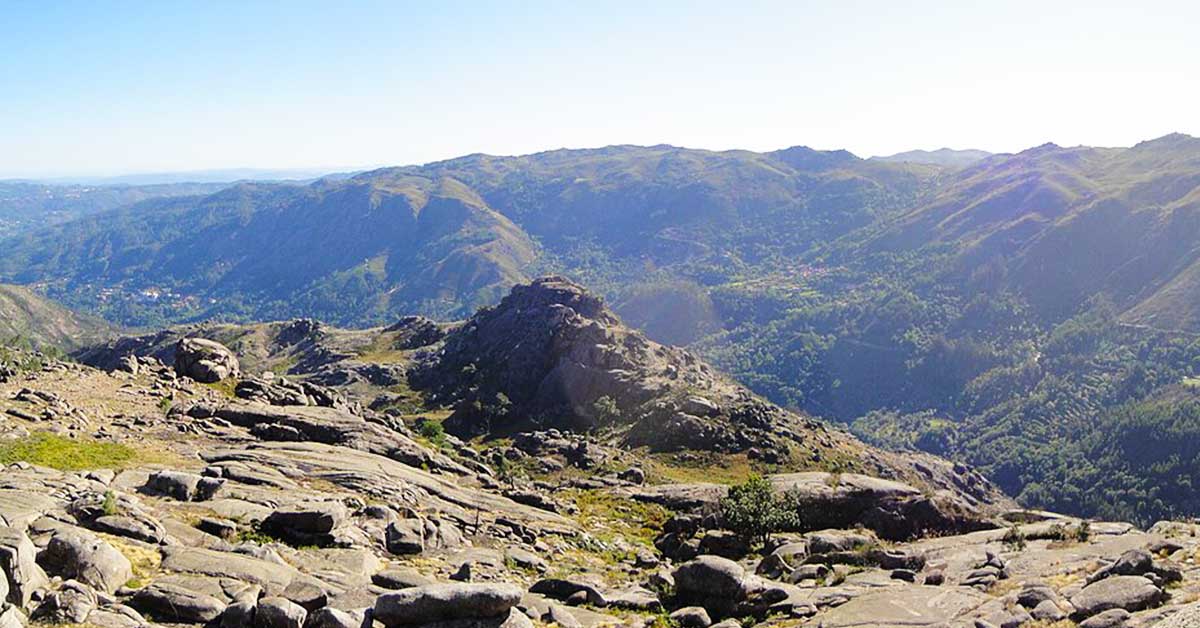 Fenda da Calcedónia, an adventure trail in Gerês