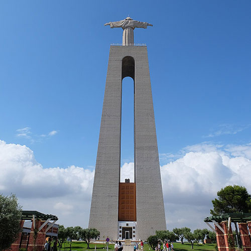 Santuário Nacional de Cristo Rei, monumentos históricos em Portugal