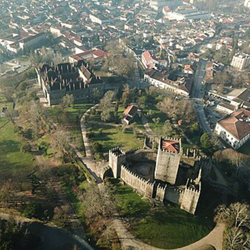 Castelo de Guimarães, monumentos históricos em Portugal