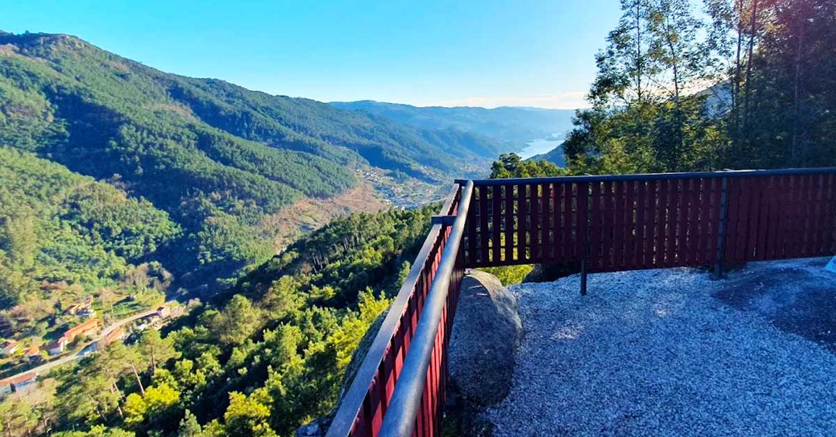 Miradouro da Fraga Negra, o ponto mais alto do Trilho dos Miradouros