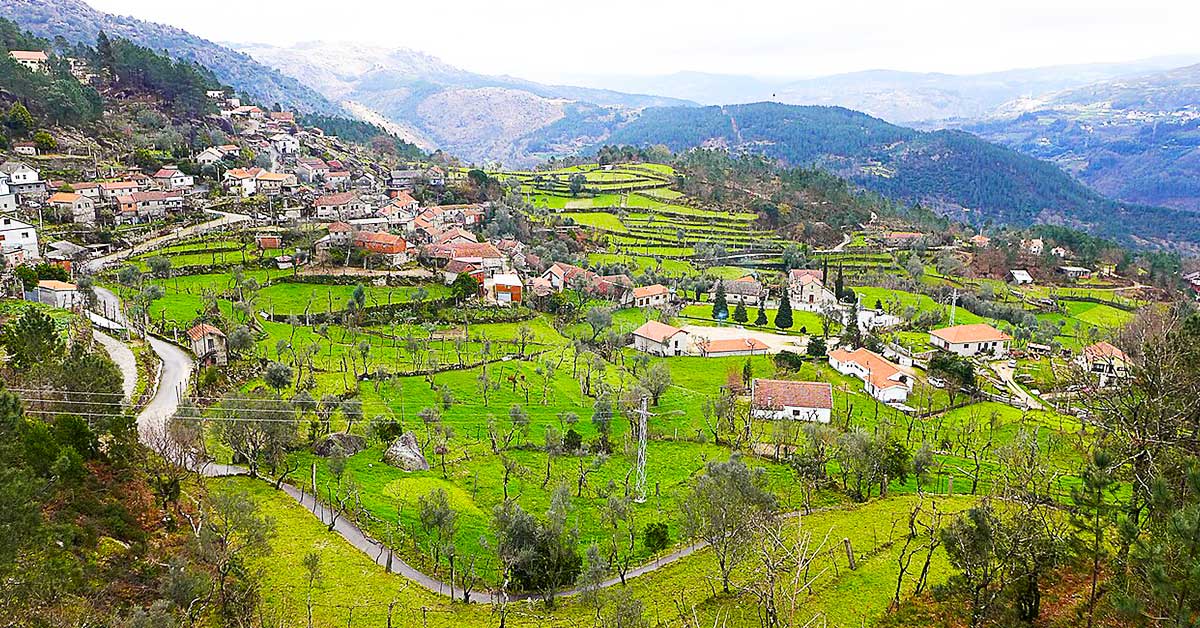 Aldeia da Ermida, casas de granito no Gerês