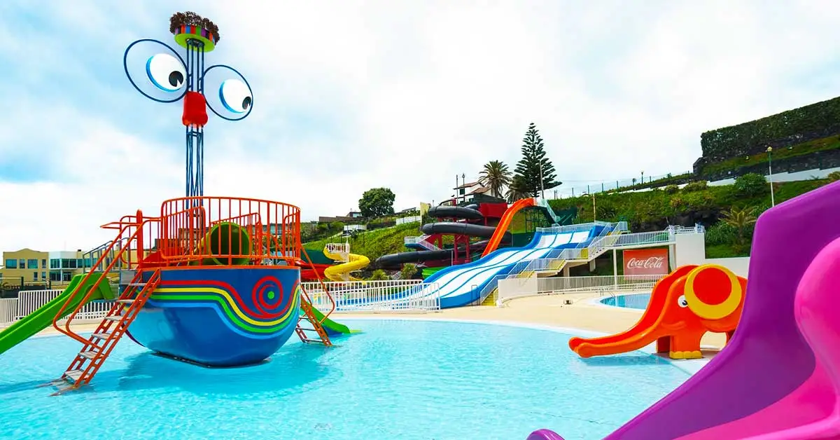 Parques aquáticos e complexos aquáticos nos Açores