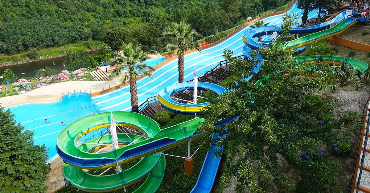 Parque Aquático de Amarante – maior parque aquático de montanha da Península Ibérica