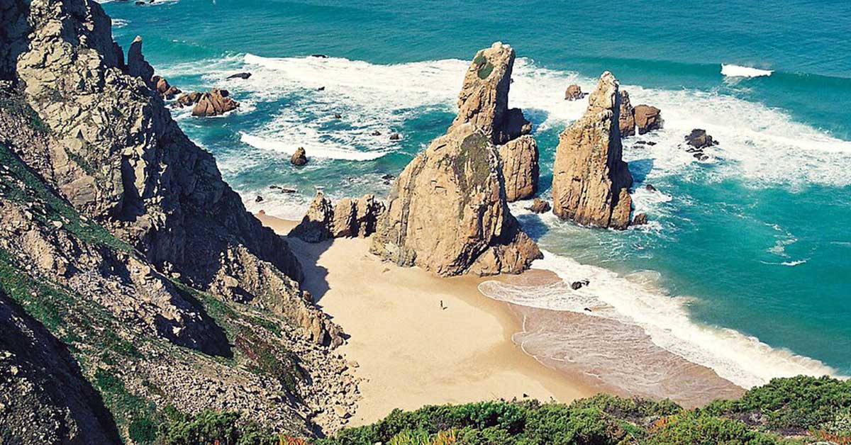 Praias escondidas em Portugal - Praia da Ursa