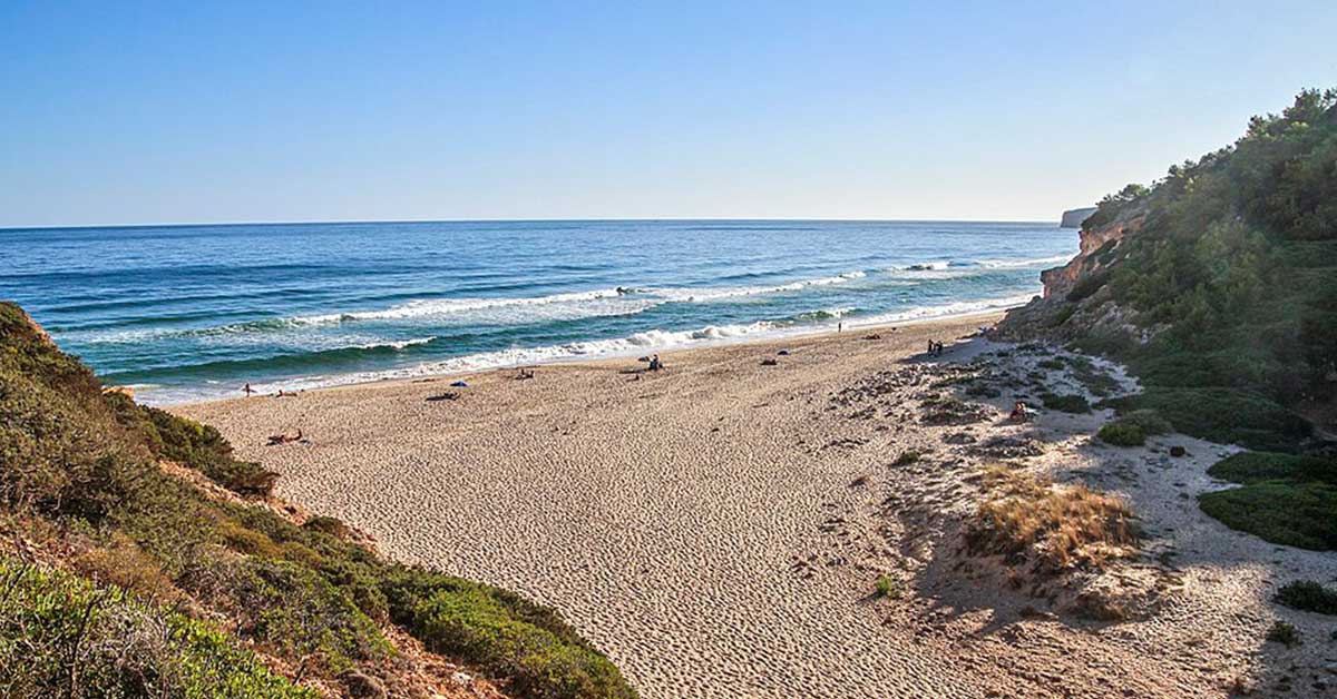 Praias escondidas em Portugal - Praia da Figueira