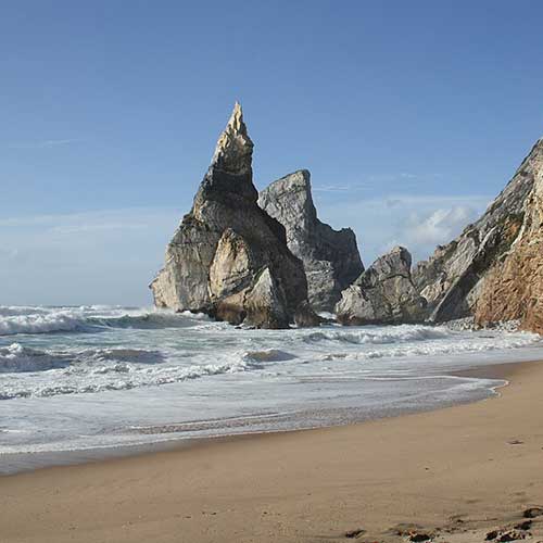 Praias escondidas em Portugal - Praia da Ursa