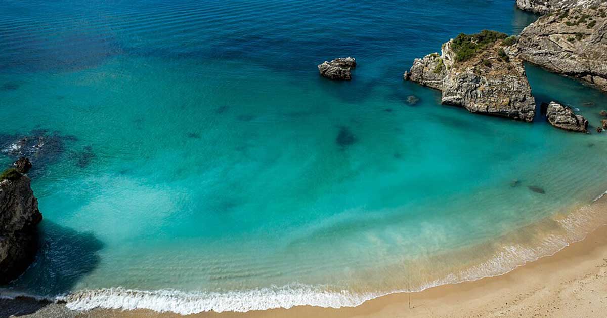 Praias escondidas em Portugal - Praia do Ribeiro do Cavalo