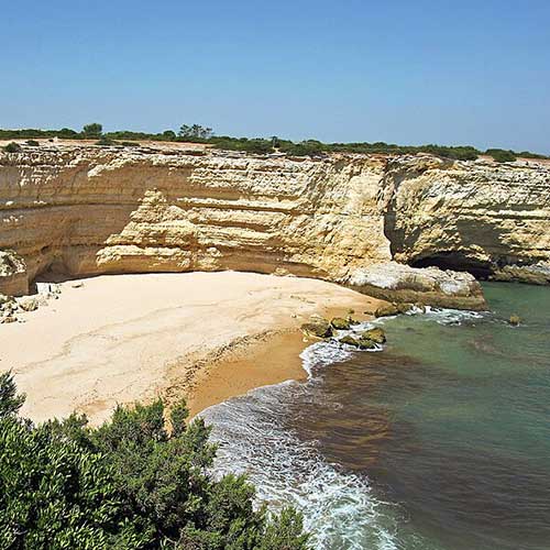 Praias escondidas em Portugal - Praia do Barranco